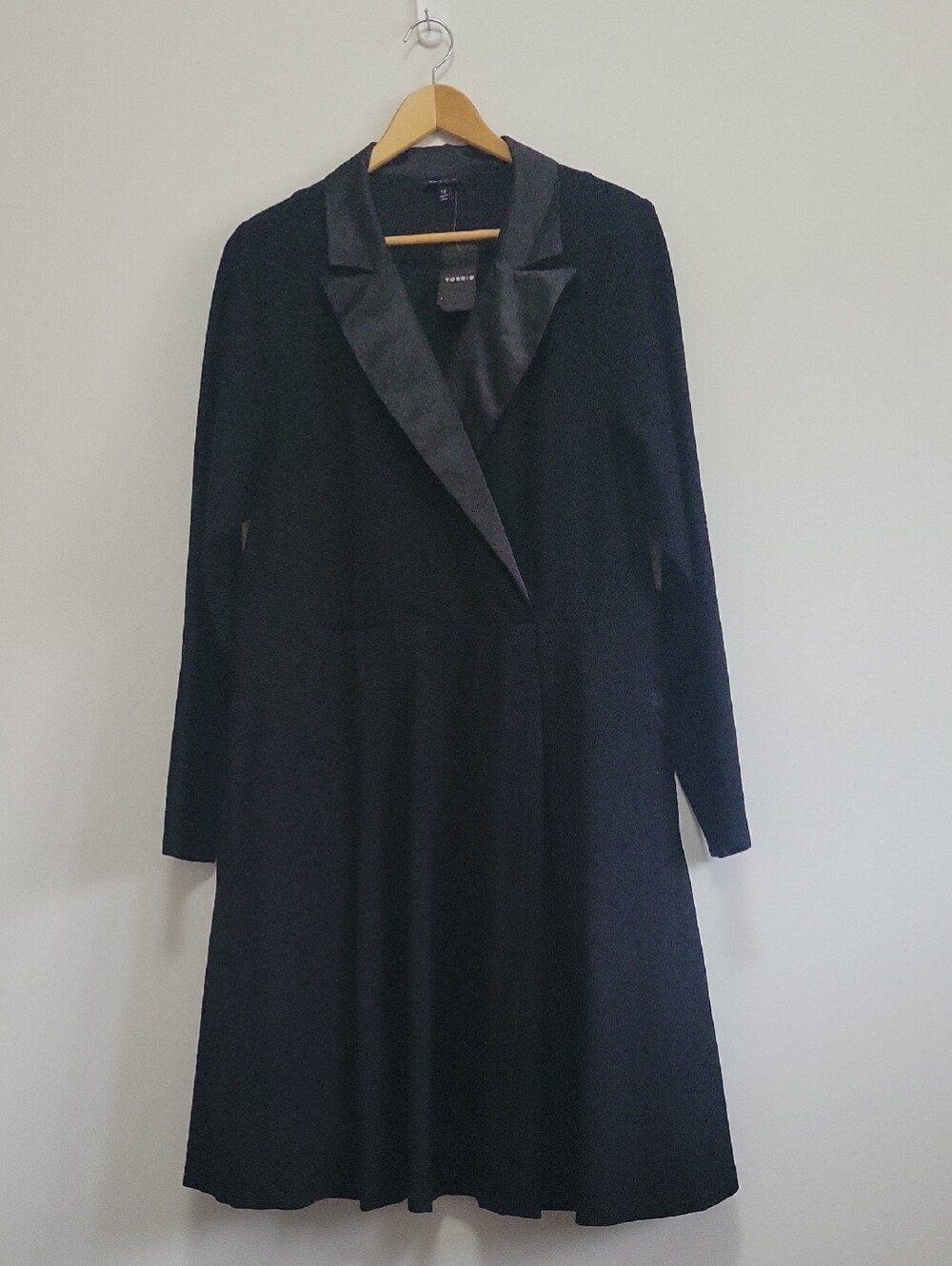 torrid Black Long-Sleeve Fit & Flare Dress with Satin Collar